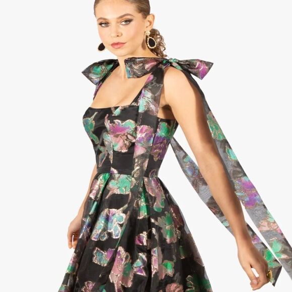 Halo Devalin Gown/ size 12 - Picture 5 of 10